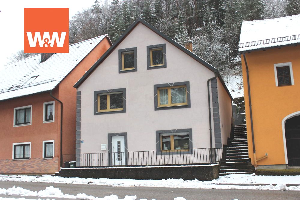 Einfamilienhaus zum Kauf 210.000 € 5 Zimmer 171,6 m²<br/>Wohnfläche 103 m²<br/>Grundstück Lehenhammer Etzelwang 92268