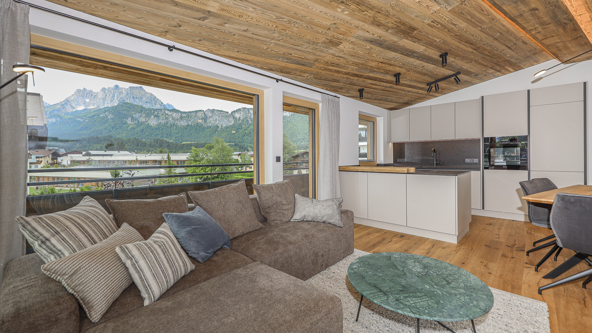 Penthouse zum Kauf 1.500.000 € 3 Zimmer 85 m²<br/>Wohnfläche EG<br/>Geschoss St. Johann in Tirol 6380