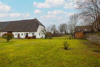 Doppelhaushälfte zum Kauf 75.000 € 4 Zimmer 109 m² 2.308 m² Grundstück Tessenow Ruhner Berge 19376