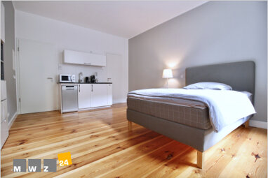 Wohnung zur Miete Wohnen auf Zeit 960 € 1 Zimmer 28 m² frei ab 01.08.2024 Stadtmitte Düsseldorf 40210