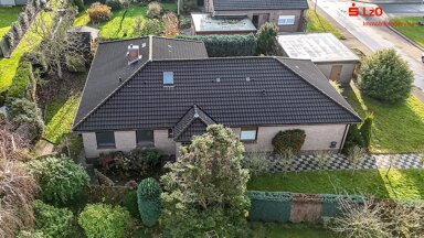 Bungalow zum Kauf 275.000 € 5 Zimmer 175,2 m² 839 m² Grundstück frei ab sofort Golzwarden Brake 26919