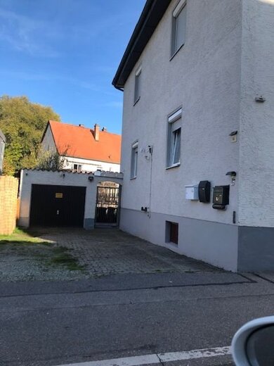 Mehrfamilienhaus zum Kauf als Kapitalanlage geeignet 8 Zimmer 190 m² 275 m² Grundstück Kagers Straubing 94315