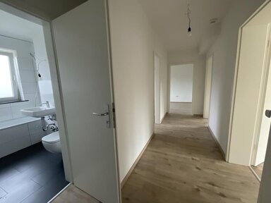 Wohnung zur Miete 404 € 3 Zimmer 65,1 m² 1. Geschoss Am Bahndamm 6 Sandhorst Aurich 26603