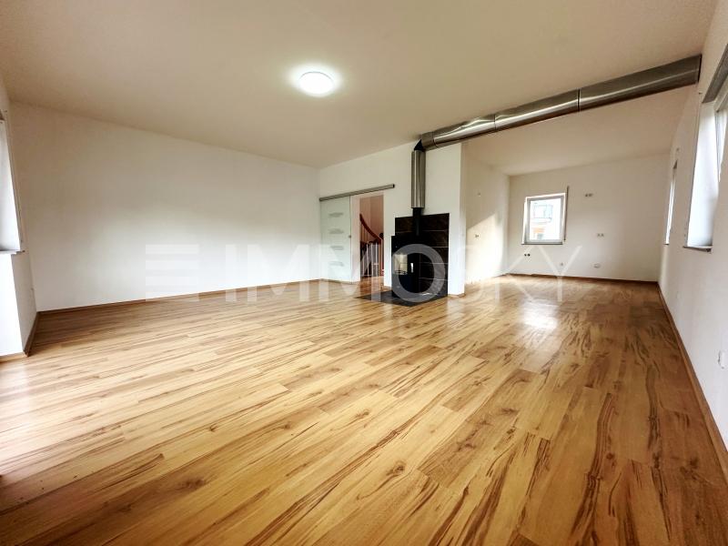 Wohnung zum Kauf 365.000 € 5 Zimmer 140 m²<br/>Wohnfläche Gladenbach Gladenbach 35075