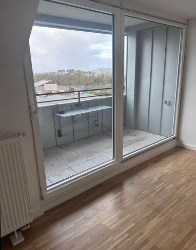 Wohnung zur Miete 950 € 3 Zimmer 77 m² 4. Geschoss Vogelsanger Weg 30-44 Mörsenbroich Düsseldorf 40470
