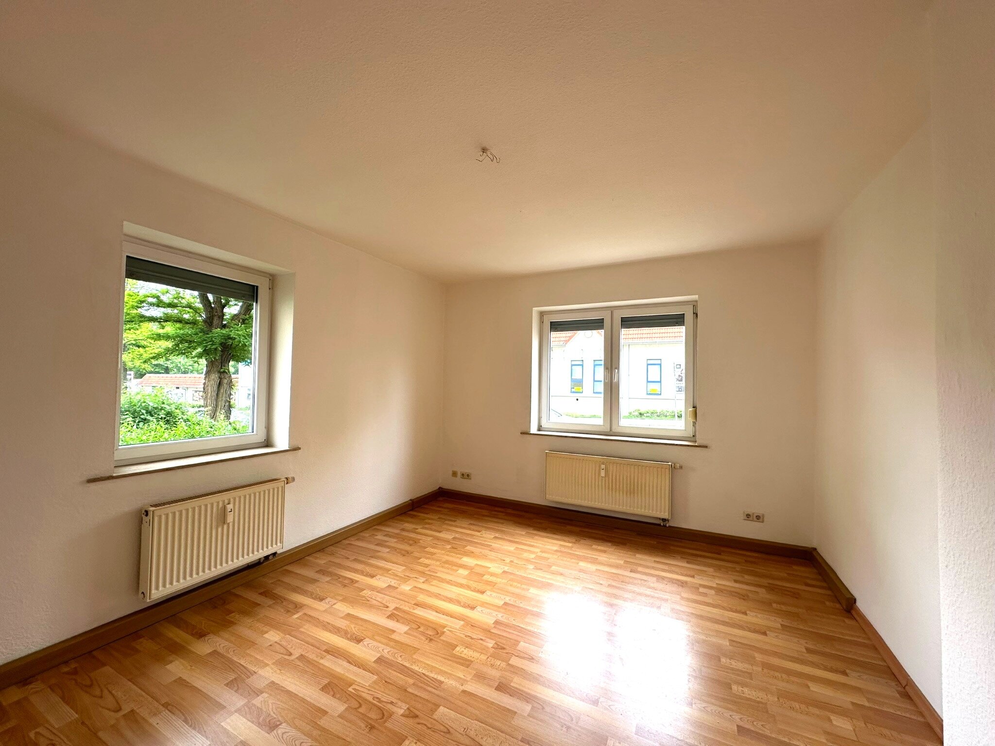 Wohnung zur Miete 250 € 2 Zimmer 54 m²<br/>Wohnfläche Erdgeschoss<br/>Geschoss Rauschwalde Görlitz 02827