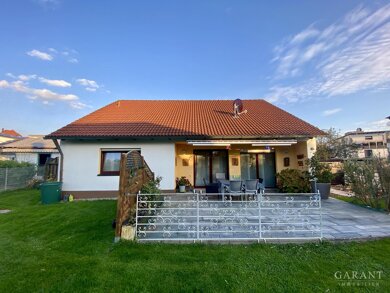 Mehrfamilienhaus zum Kauf 1.650.000 € 11 Zimmer 286 m² 1.820 m² Grundstück Zirndorf Zirndorf 90513