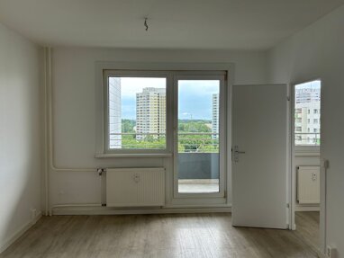 Wohnung zur Miete 869 € 3 Zimmer 70,7 m² 10. Geschoss Ahrenshooper Straße 10 Neu-Hohenschönhausen Berlin 13051