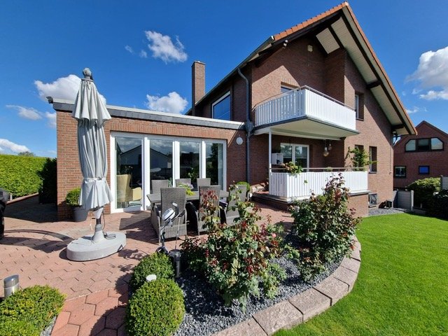 Einfamilienhaus zum Kauf 595.000 € 5 Zimmer 319 m²<br/>Wohnfläche 800 m²<br/>Grundstück Waltringhausen Bad Nenndorf 31542