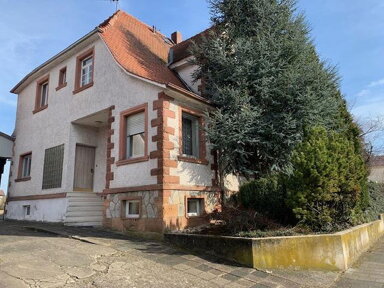 Einfamilienhaus zum Kauf provisionsfrei 474.000 € 8 Zimmer 208 m² 1.640 m² Grundstück Bahnhofstr. 95 Groß-Umstadt 64823