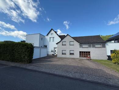 Haus zum Kauf provisionsfrei 519.000 € 10 Zimmer 266 m² Müschede Arnsberg 59757