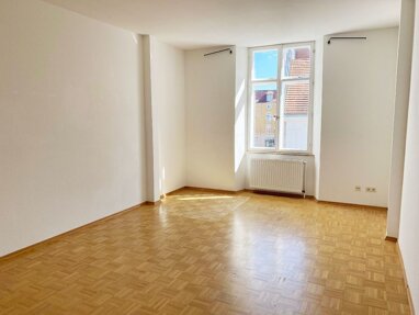 Wohnung zur Miete 434 € 2 Zimmer 51 m² 2. Geschoss Markt 9 Altstadt Güstrow 18273