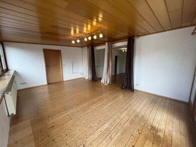 Wohnung zum Kauf 249.000 € 5 Zimmer 172 m² EG frei ab sofort Brühlstraße 3 Regelsbach Rohr 91189