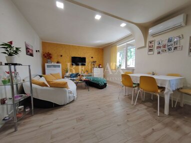 Wohnung zum Kauf 170.000 € 2 Zimmer 56 m² Senj center