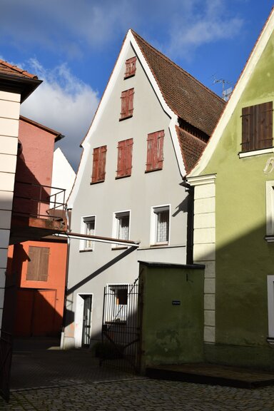 Einfamilienhaus zum Kauf provisionsfrei als Kapitalanlage geeignet 152.000 € 76,3 m² 129,6 m² Grundstück Josefsplatz 1 Spalt Spalt 91174