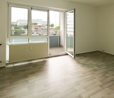 Wohnung zur Miete 365 € 2 Zimmer 62,8 m² 4. Geschoss Brückenstr. 16 Zentrum 015 Chemnitz 09111