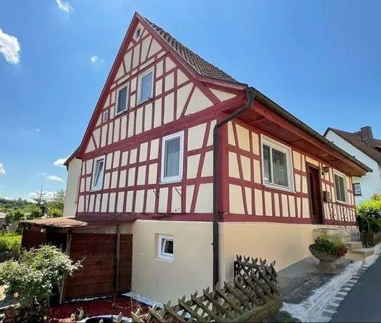 Einfamilienhaus zum Kauf provisionsfrei 175.000 € 8 Zimmer 135 m²<br/>Wohnfläche 470 m²<br/>Grundstück Hühnerberg 5 Schönsreuth Lichtenfels 96215