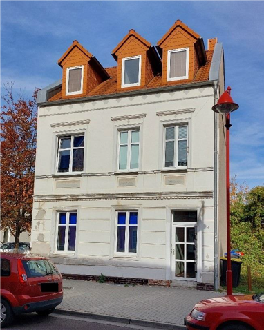 Mehrfamilienhaus zum Kauf Provisionsfrei 180.000 € 6 Zimmer 138 m² Grundstück Kaiterling 7 Burg Burg 39288