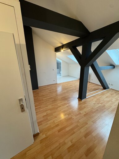 Wohnung zur Miete 430 € 2 Zimmer 40 m² 5. Geschoss frei ab sofort Mitte / Stadtbezirk 111 Ludwigshafen am Rhein 67059