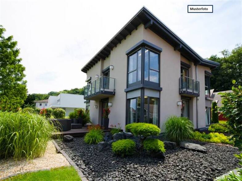 Haus zum Kauf provisionsfrei 128.000 € 146 m² 1.546 m² Grundstück Langenhain Waltershausen 99880