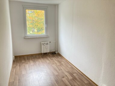 Wohnung zur Miete 301 € 3 Zimmer 57,7 m² 2. Geschoss Kastanienweg 45 Bernburg Bernburg (Saale) 06406
