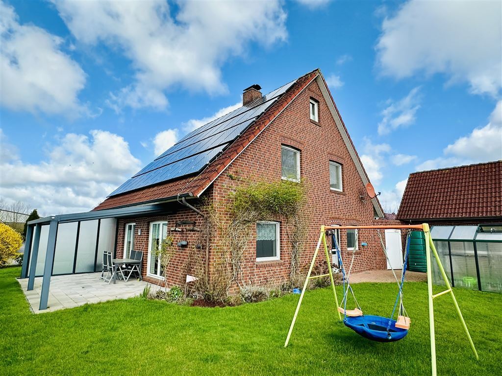 Einfamilienhaus zum Kauf 350.000 € 5 Zimmer 180 m² 601 m² Grundstück Uthwerdum Südbrookmerland 26624