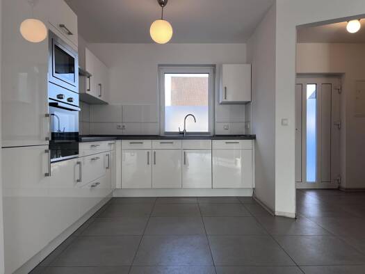 Reihenmittelhaus zur Miete 1.100 € 3 Zimmer 95 m² 280 m² Grundstück frei ab sofort Celle 29229