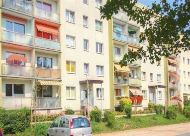 Wohnung zur Miete 319 € 3 Zimmer 65,8 m² Erdgeschoss Schöninger Straße 5 Oschersleben Oschersleben 39387