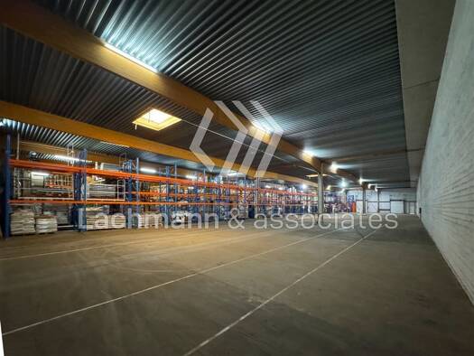 Lagerhalle zur Miete 3,90 € 3.110 m² Lagerfläche Bremen 28307