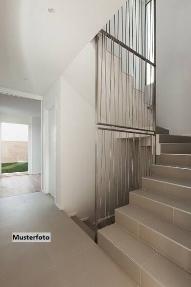 Maisonette zum Kauf 152.000 € 8 Zimmer 134 m² Kirchberg Kirchberg 74592