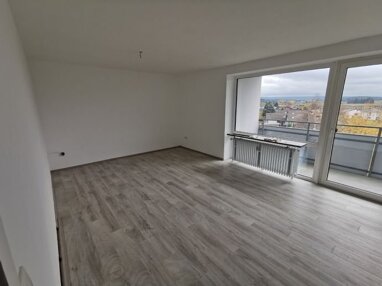 Wohnung zur Miete 690 € 4 Zimmer 99 m² 6. Geschoss Theodor-Heuss-Str. 37 Münchberg Münchberg 95213