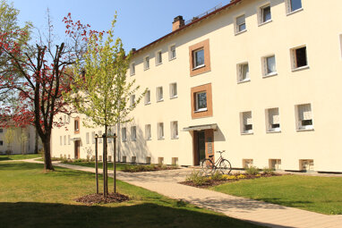Wohnung zur Miete 847 € 4 Zimmer 77 m² Erdgeschoss Altenmarkter Straße 4 Schwarzau Trostberg 83308
