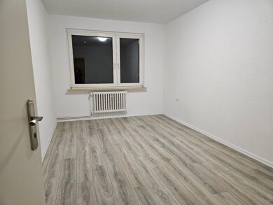 Wohnung zur Miete 328 € 2 Zimmer 59,6 m² 3. Geschoss Jahnstraße 2 Lehe Bremerhaven 27568