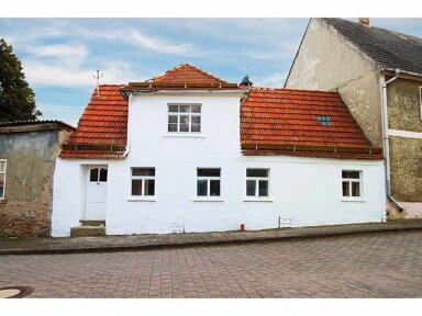 Einfamilienhaus zum Kauf provisionsfrei 87.000 € 4 Zimmer 120 m² 400 m² Grundstück frei ab sofort Im Dorfe 180 Wolferstedt Allstedt 06542