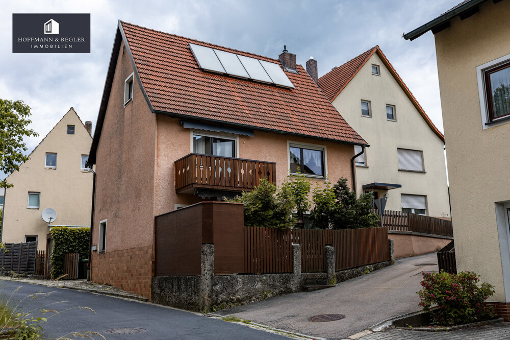 Einfamilienhaus zum Kauf 175.000 € 4 Zimmer 100,3 m²<br/>Wohnfläche 173 m²<br/>Grundstück Neukirchen Neukirchen bei Sulzbach-Rosenberg 92259