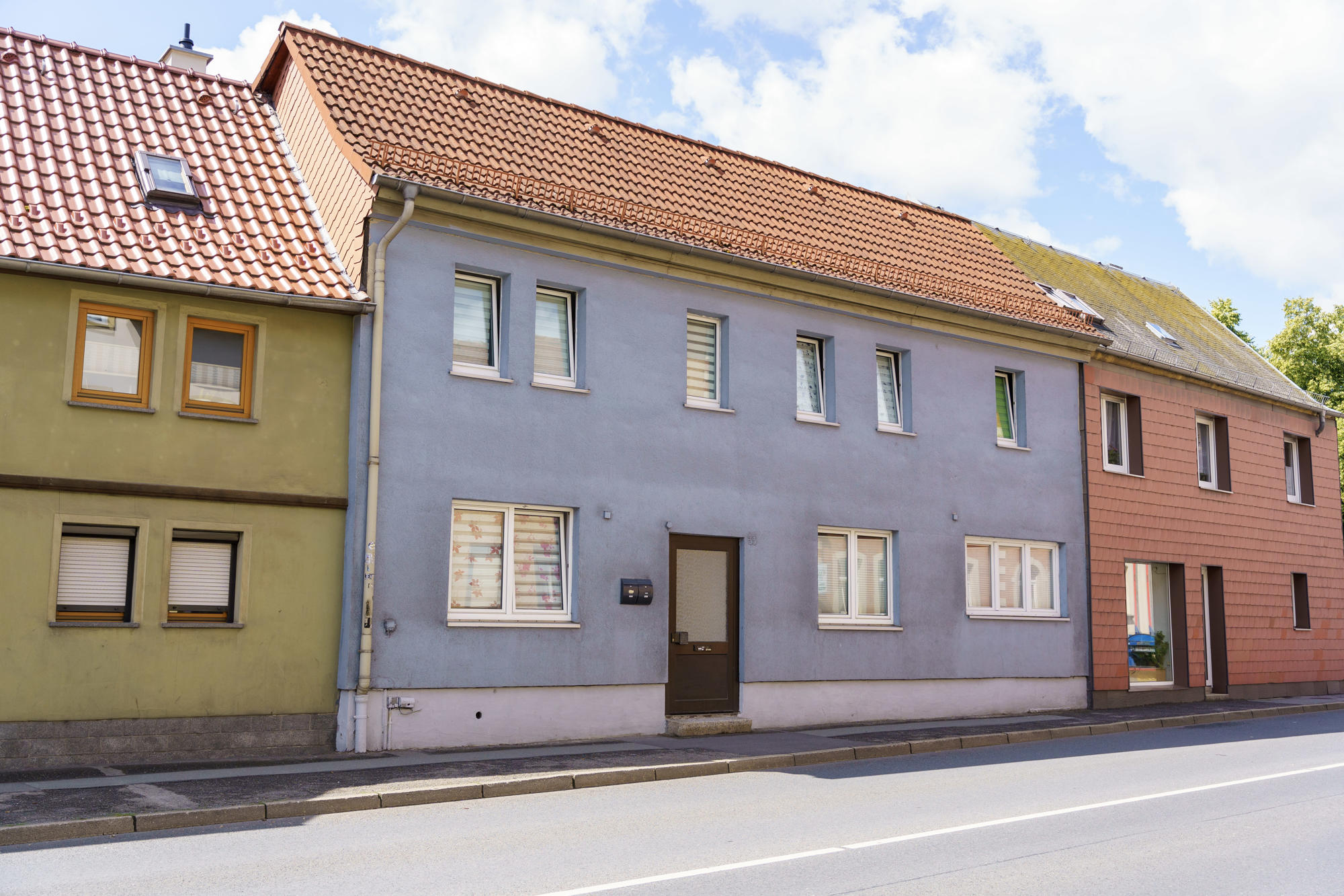 Mehrfamilienhaus zum Kauf 245.000 € 11 Zimmer 257 m²<br/>Wohnfläche 466 m²<br/>Grundstück Saalfeld Saalfeld/Saale 07318