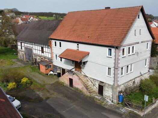 Haus zum Kauf provisionsfrei 109.900 € 6 Zimmer 285 m² 3.027 m² Grundstück Schwabenrod Alsfeld 36304