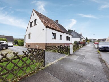 Doppelhaushälfte zum Kauf 249.000 € 4 Zimmer 86 m² 482 m² Grundstück Platte Heide Menden 58708