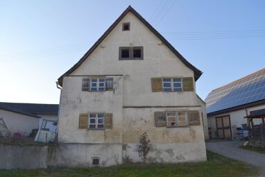 Bauernhaus zum Kauf 95.000 € 378 m² Grundstück St.-Leonhard-Straße 18 Daugendorf Daugendorf 88499