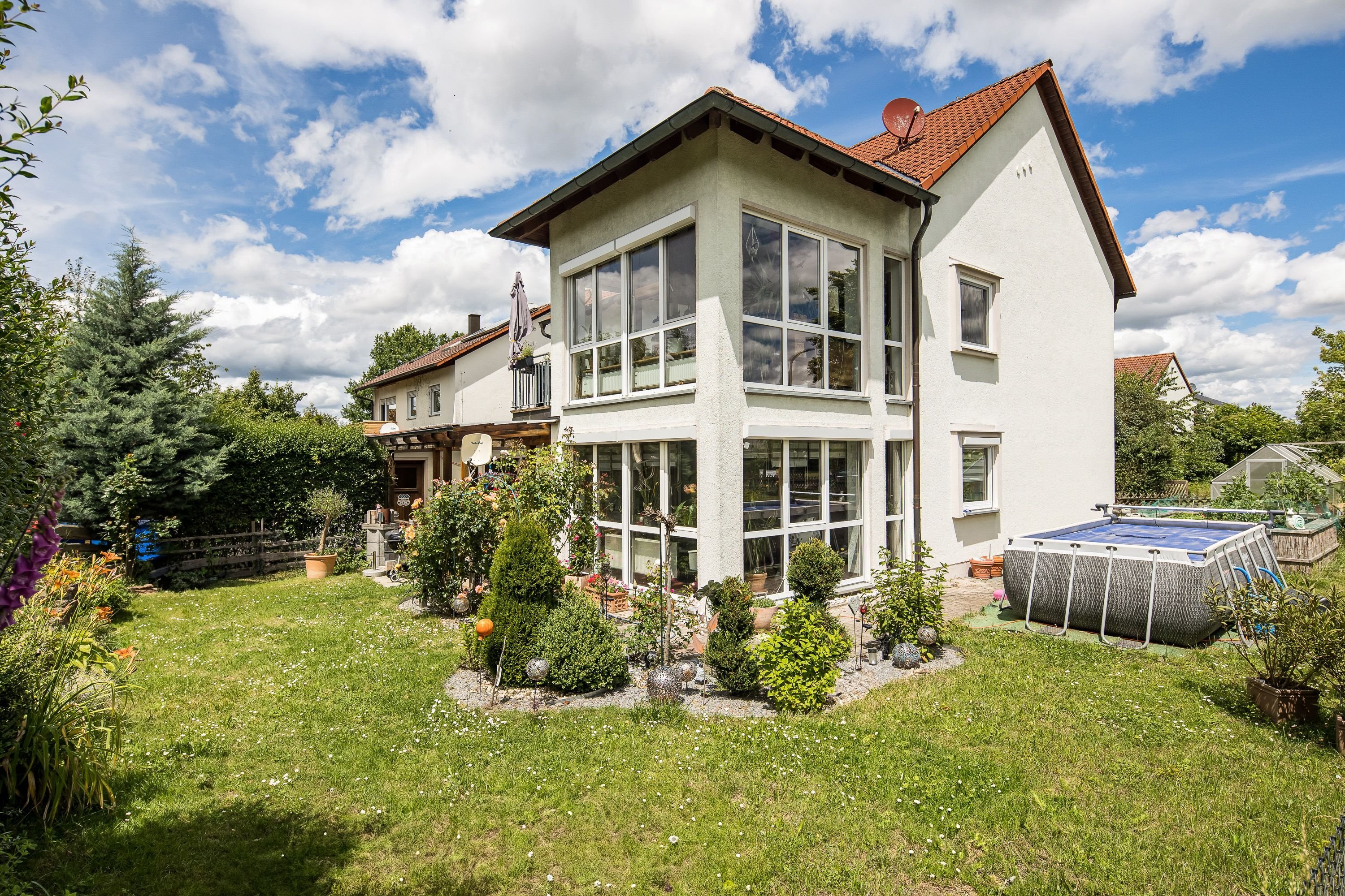 Mehrfamilienhaus zum Kauf 675.000 € 8 Zimmer 222 m²<br/>Wohnfläche 829 m²<br/>Grundstück Igelsdorf Baiersdorf 91083