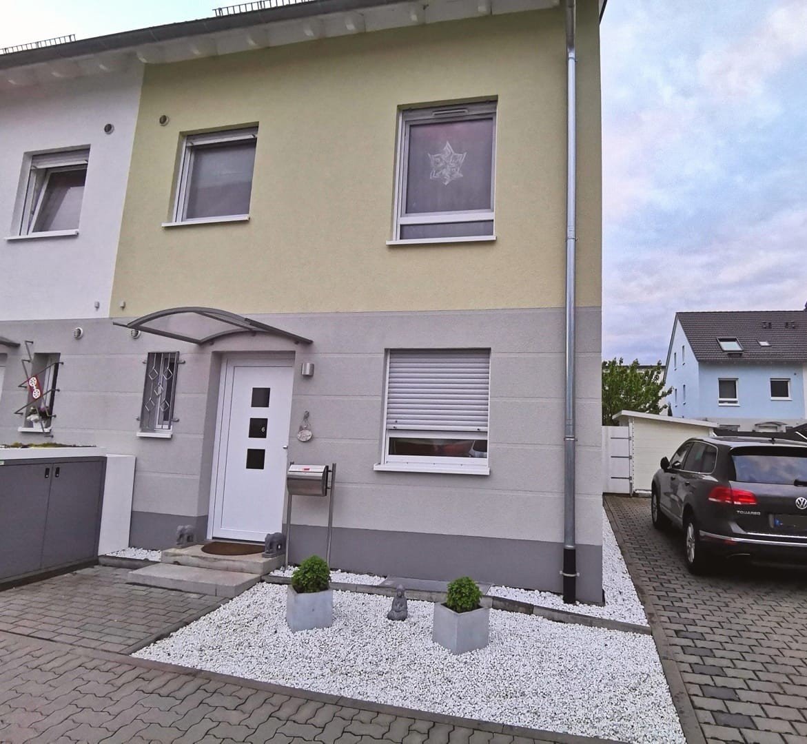 Doppelhaushälfte zum Kauf Provisionsfrei 830.000 € 4 Zimmer 154 m²<br/>Wohnfläche 246 m²<br/>Grundstück Weisenau Mainz 55130