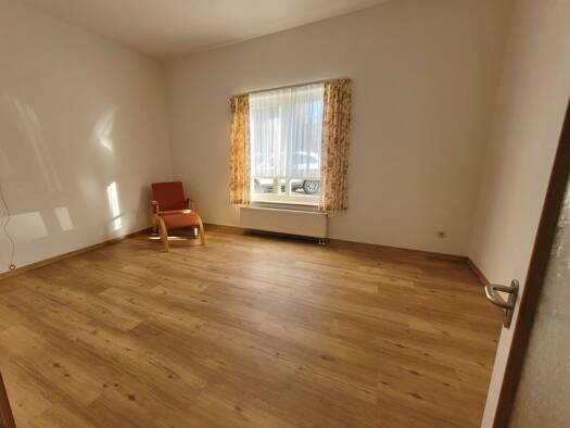 Studio zur Miete 250 € 1 Zimmer 24,8 m² EG Pestalozzistraße 2 a Gotha 99867