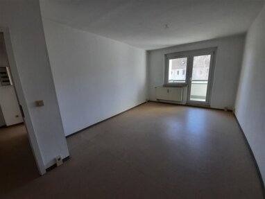 Wohnung zur Miete 384 € 4 Zimmer 73,8 m² 3. Geschoss Dr.-Senst-Straße 3 Welzow Welzow 03119