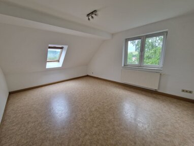 Wohnung zur Miete 270 € 2 Zimmer 50 m² Bahnhofstraße 4 B Lichtenberg Lichtenberg/Erzgebirge 09638