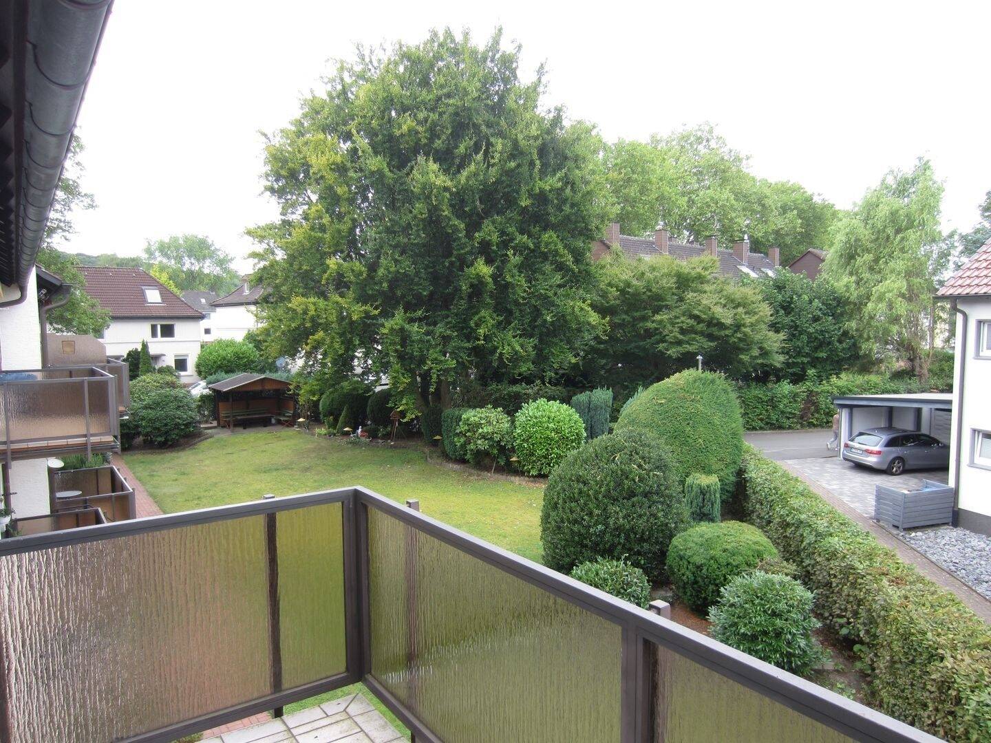 44227 DORTMUND, HELLE, FREIGEZOGENE, REN/SAN.-BEDÜRFTIGE ETAGENWOHNUNG MIT BALKON UND GARTENANTEIL, ZU VERKAUFEN !