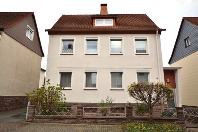 Einfamilienhaus zum Kauf 149.000 € 4 Zimmer 131 m² 393 m² Grundstück Knüllstraße 13 Eschershausen Eschershausen 37632