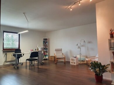 Büro-/Praxisfläche zur Miete provisionsfrei 600 € 1 Zimmer 35 m² Bürofläche Stein Stein 90547