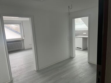 Wohnung zur Miete 600 € 1,5 Zimmer 40 m² 2. Geschoss Möhringen - Ost Stuttgart 70567