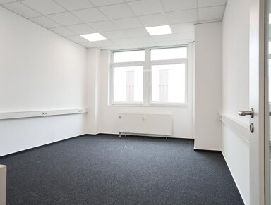 Büro-/Praxisfläche zur Miete 300 € 21,1 m² Bürofläche Europark Fichtenhain A 13 a-c Stahldorf Krefeld 47807