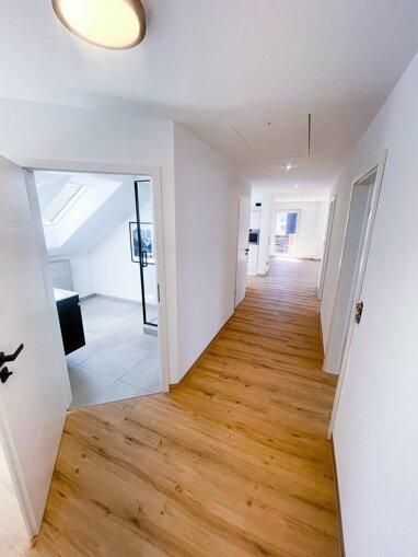 Wohnung zum Kauf Provisionsfrei 329.000 € 3,5 Zimmer 144 m² 2. Geschoss Weiherstraße 4 Unterbaldingen Bad Dürrheim 78073